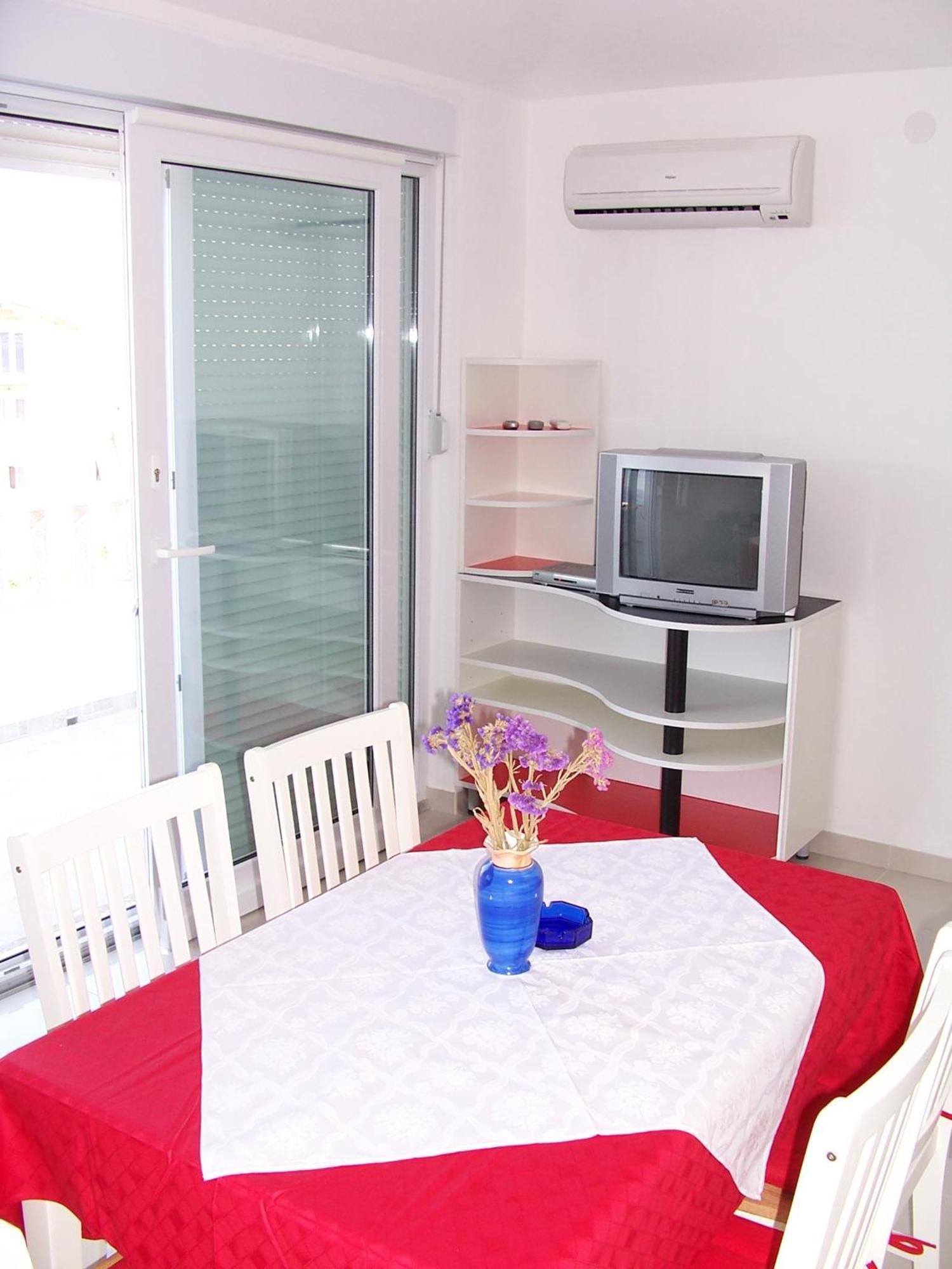 Apartments Perdijic Nemira أوميس المظهر الخارجي الصورة